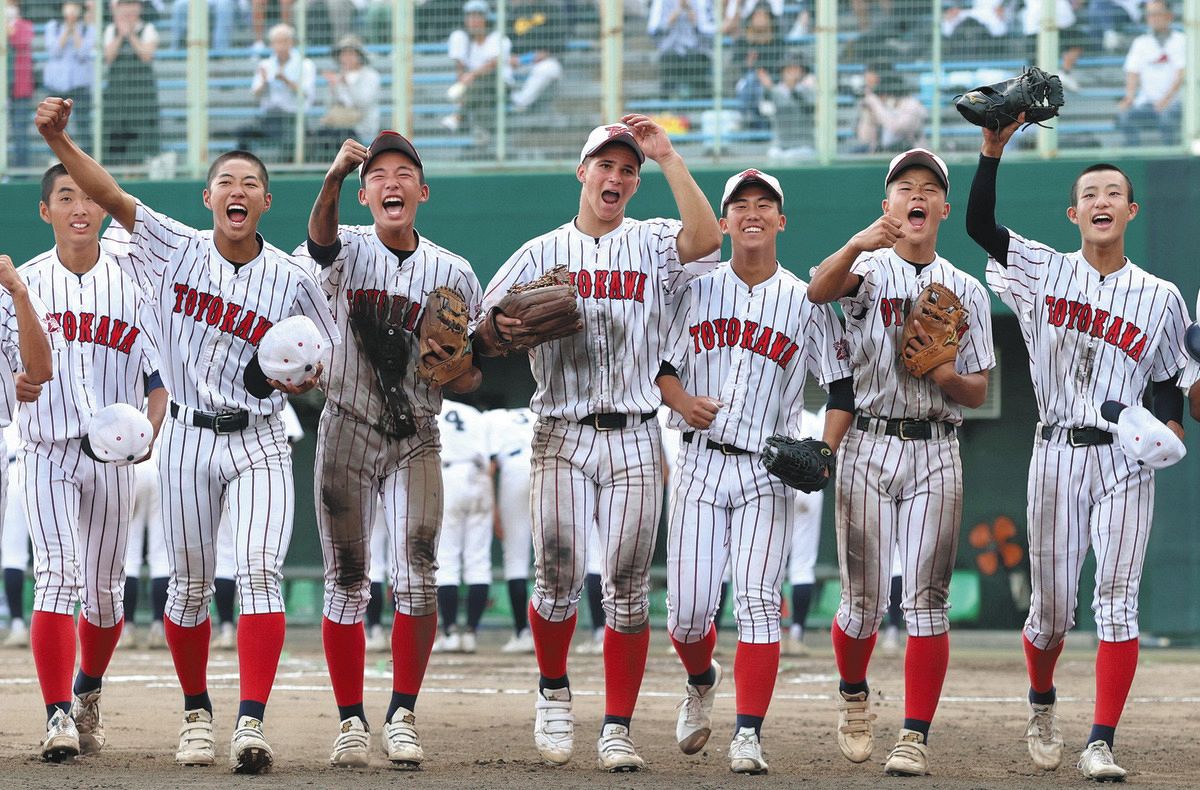 豊川が4年ぶり東海切符 1年・北田真心が逆転の3点適時三塁打【秋季高校
