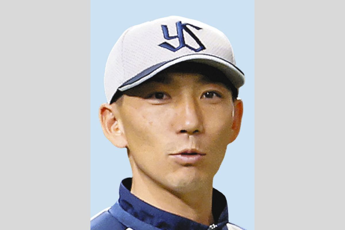 ヤクルトスワローズ嶋基宏捕手(現ヘッドコーチ)引退記念ユニフォーム　ビジターXL 中日のヘッドコーチに嶋基宏氏就任へ 今季ヤクルトでヘッドを務めた元