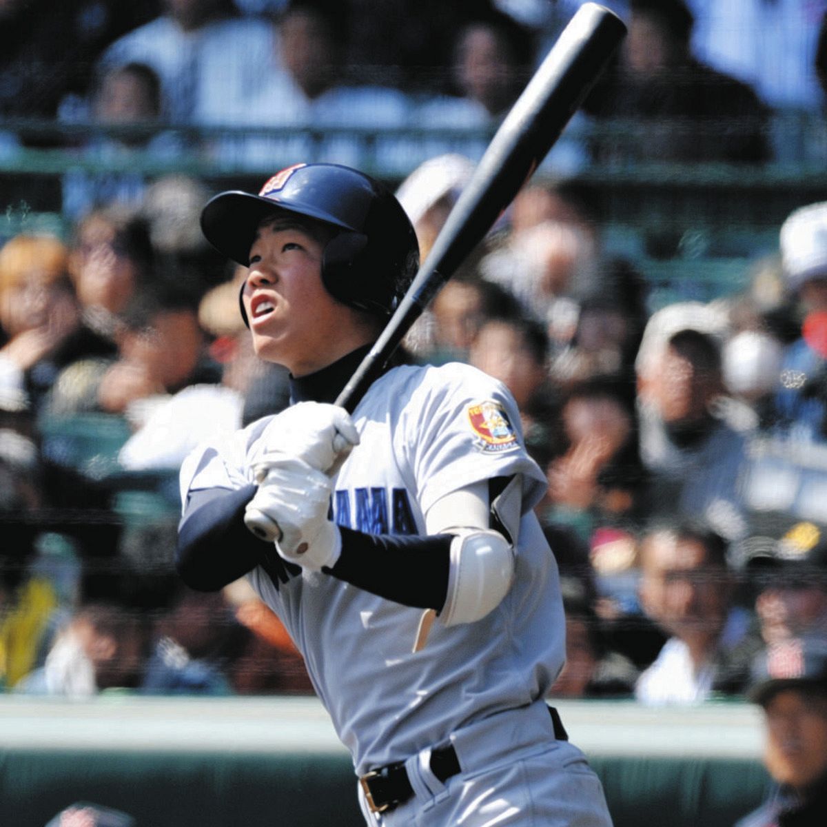 ◇横浜・柳裕也がホームラン【写真】:中日スポーツ・東京中日 ◇横浜・柳裕也がホームラン【写真】:中日スポーツ・東京中日