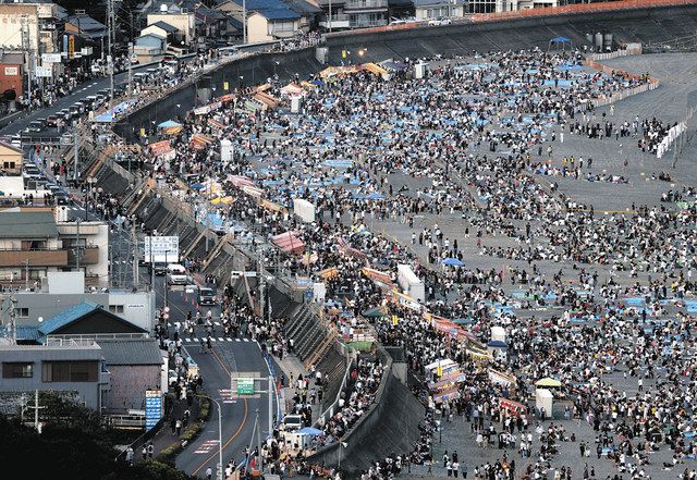 昼には来場」と言われても…熊野大花火大会、猛暑も無視できず 来場者も備えを：中日新聞Web