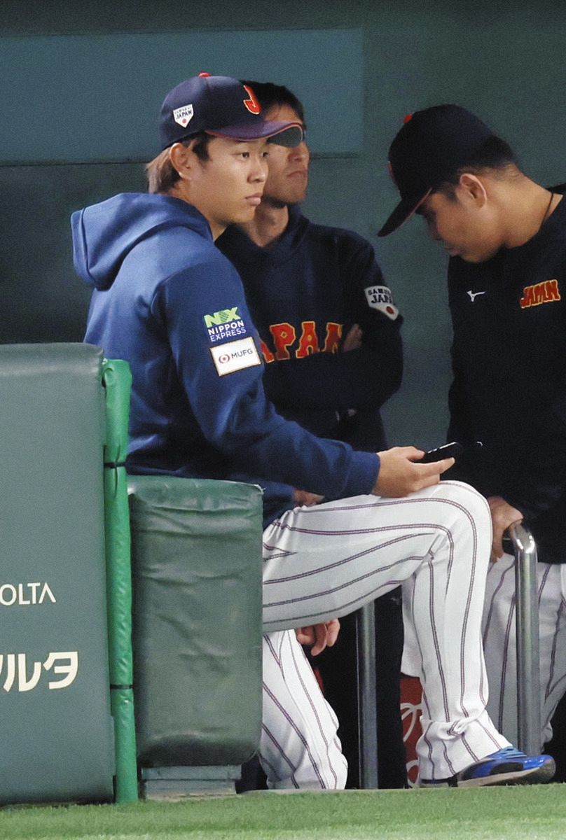 阪神！刺繍付き糸井、西岡、藤浪、ゴメスユニフォーム、糸原練習着、FC