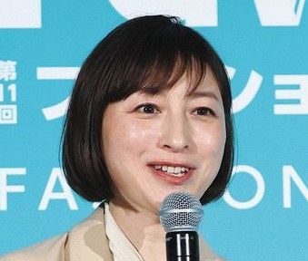 43歳・広末涼子「20年くらい前の写真?」黒タートルで涼しげな 43歳・広末涼子「20年くらい前の写真?」黒タートルで涼しげな