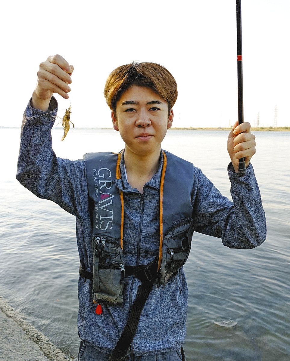 釣り人 手長エビ夜釣り微妙 石の隙間狙い14センチ頭35匹 木曽川・立田下流：中