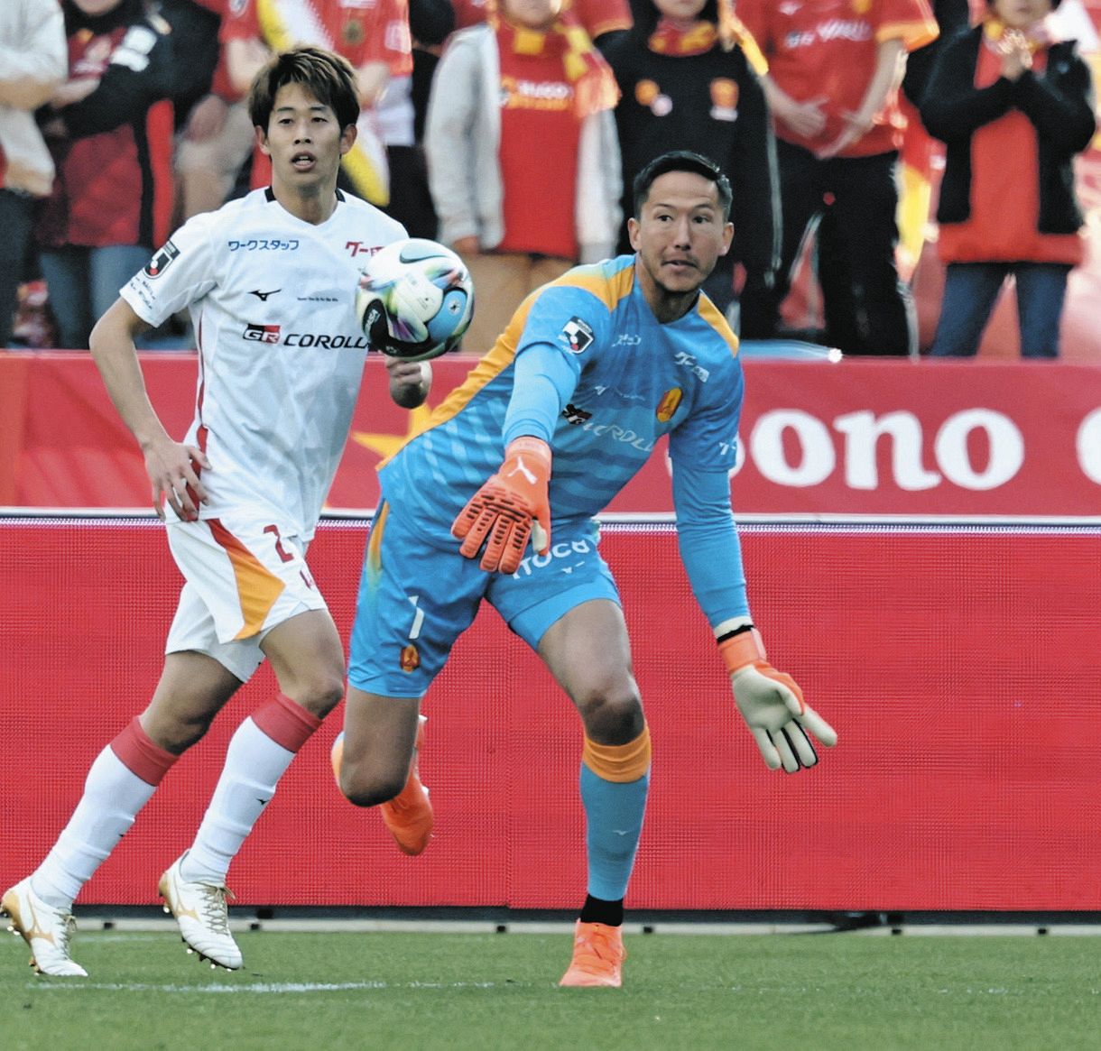 サッカー日本代表のGK争いも熾烈に、”3枠”に割って入るのは…円熟味が