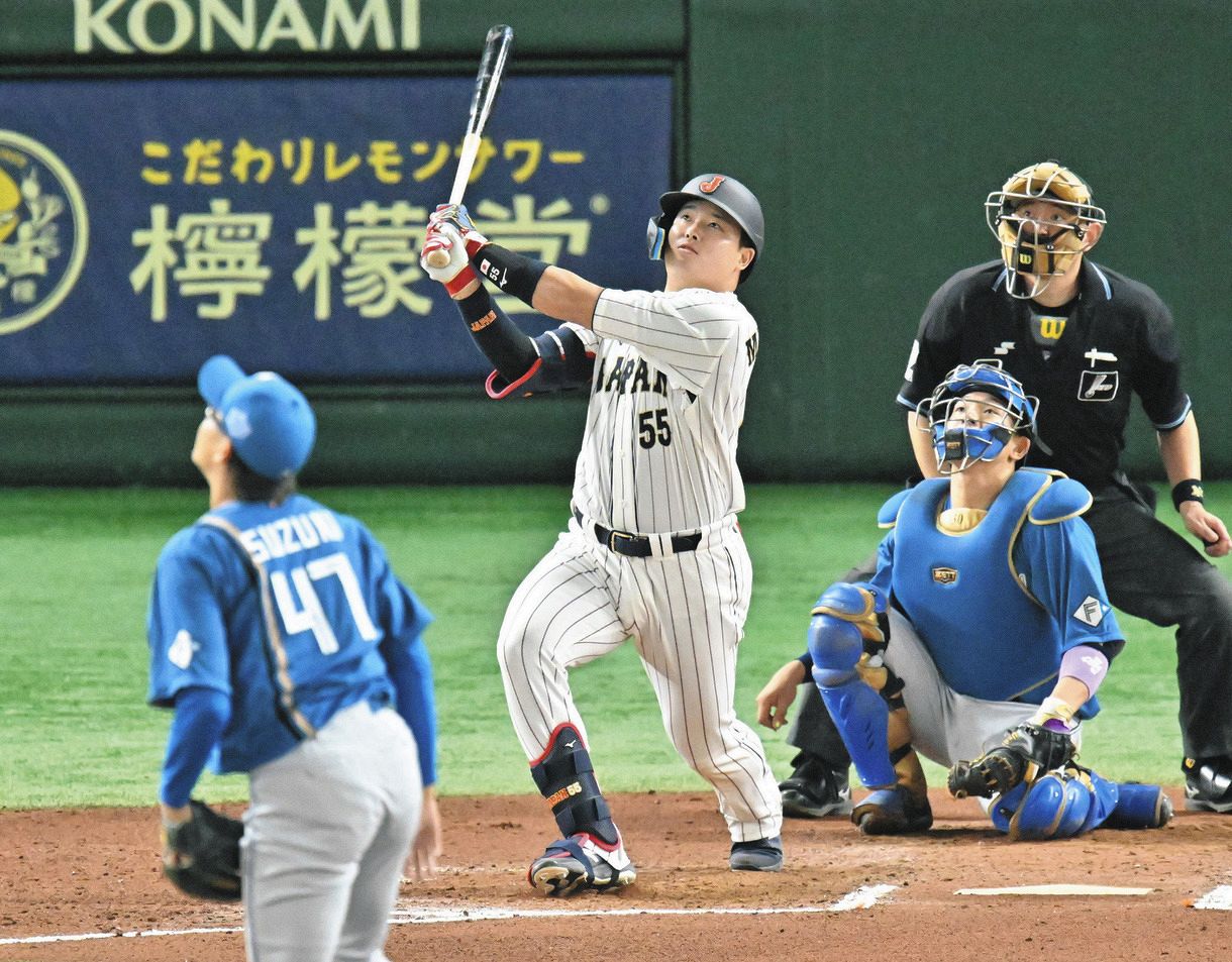 広島】新井貴浩新監督も来季は戦々恐々!? 豪快な一発を披露した侍 