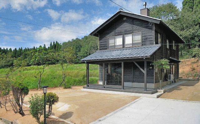 里山の暮らしが体験できる「ラフーラ」＝越前町小曽原で