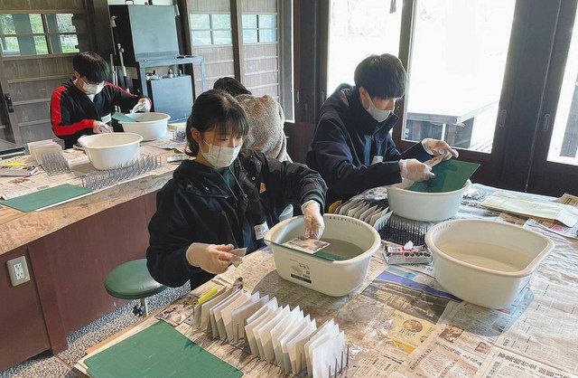 思い出の写真と心洗う 台風19号で汚れた 長野の4000枚 北陸中日新聞web