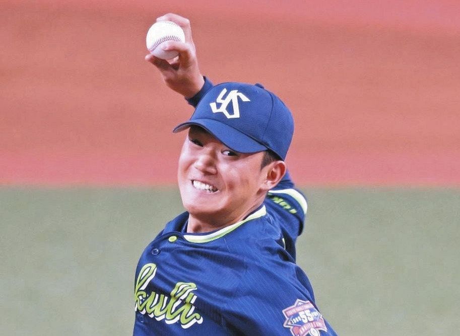 奥川恭伸 勝利投手】BBM 限定100個 ヤクルト 奥川恭伸 プロ初勝利記念 直筆