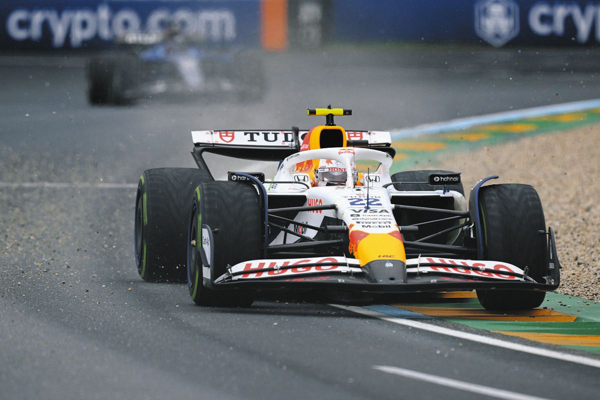 F1・オーストラリアGP】5番手スタートの角田裕毅、6番手走行もピット