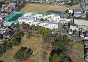 老朽化懸案の磐田南高校舎 敷地内移転へ 中日新聞しずおかweb