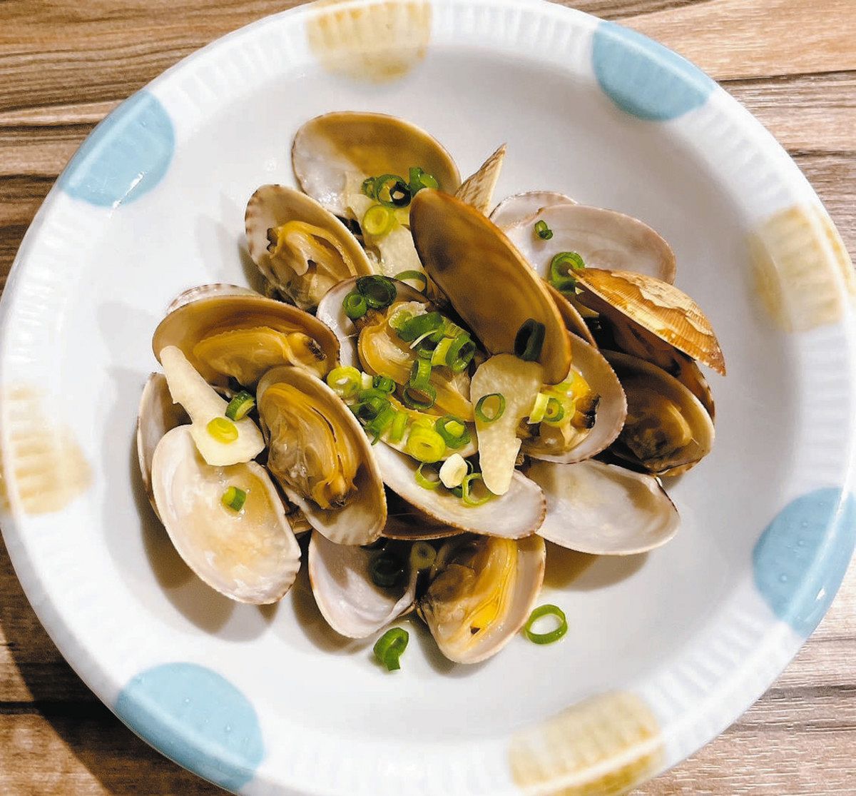 アサリのガーリックバター酒蒸し （レシピ・きょうの一皿）：中日新聞Web