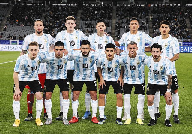 アルゼンチン代表の選手全員が背番号10 マラドーナ悼みバチスタ監督