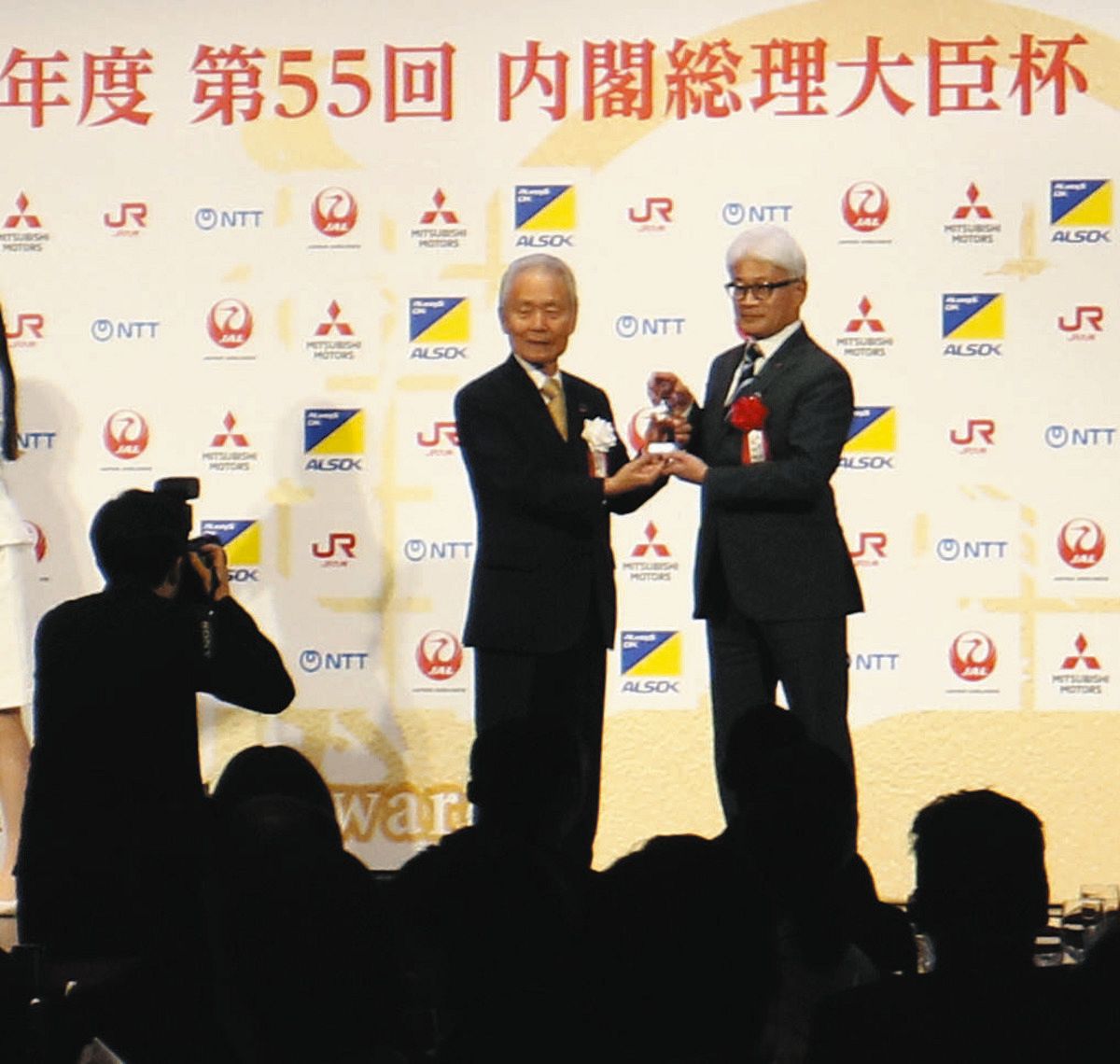 日本プロスポーツ大賞】F1・角田裕毅とモトクロス王者の下田丈が敢闘賞