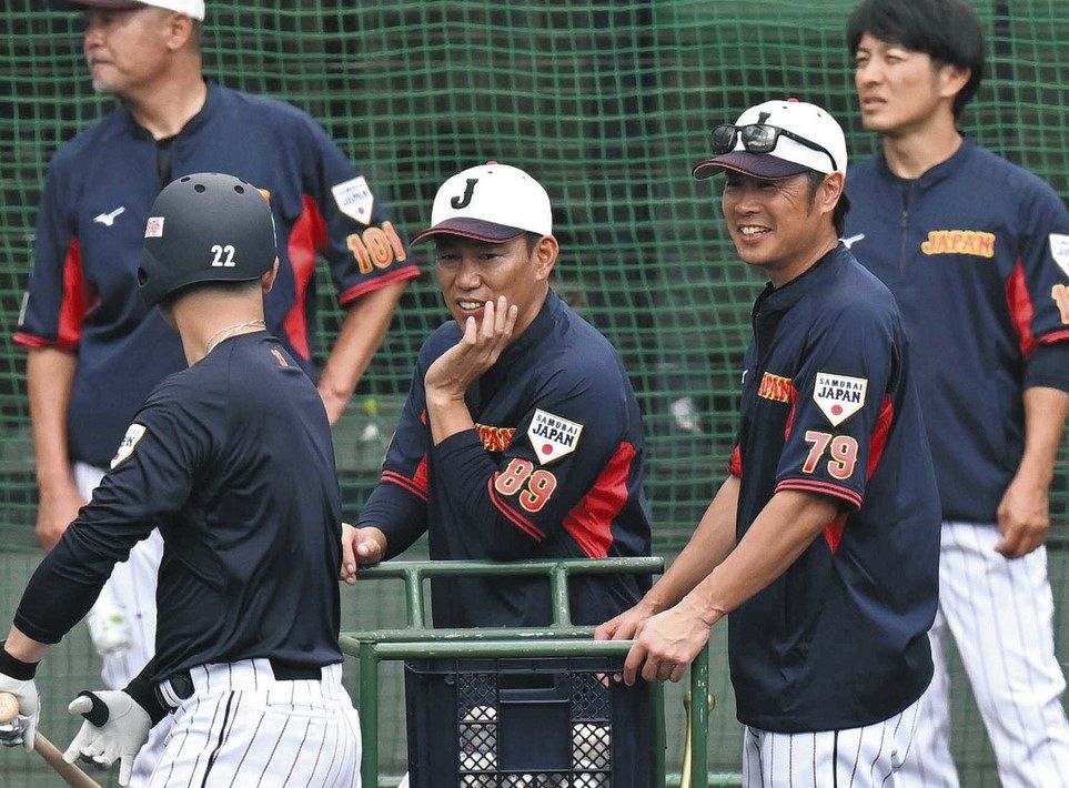 野球人生で一番緊張した」代打・古賀の送りバント…侍ジャパン劇的