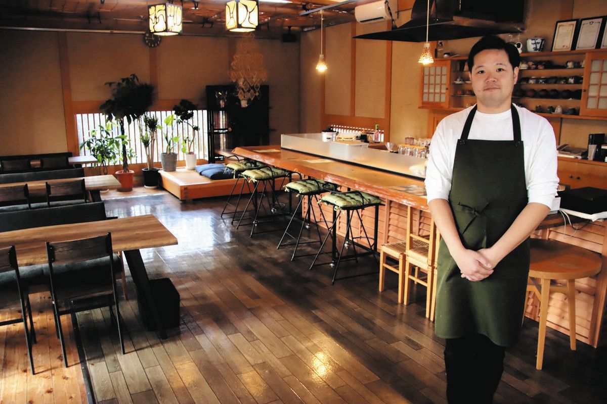 団子、七輪で焼いて召し上がれ 「茶屋 茶茶丸」日野町にオープン：中日