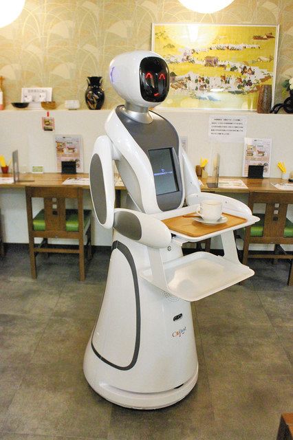 配膳ロボ・江美ちゃんが人気 江南のカフェに感染防止で導入：中日新聞Web