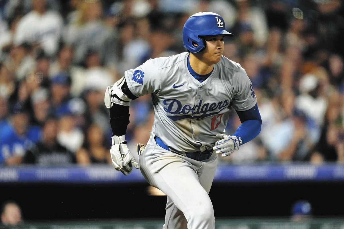 大谷翔平の応援に！？敵地のスタンドにもデコピン！？ファンが