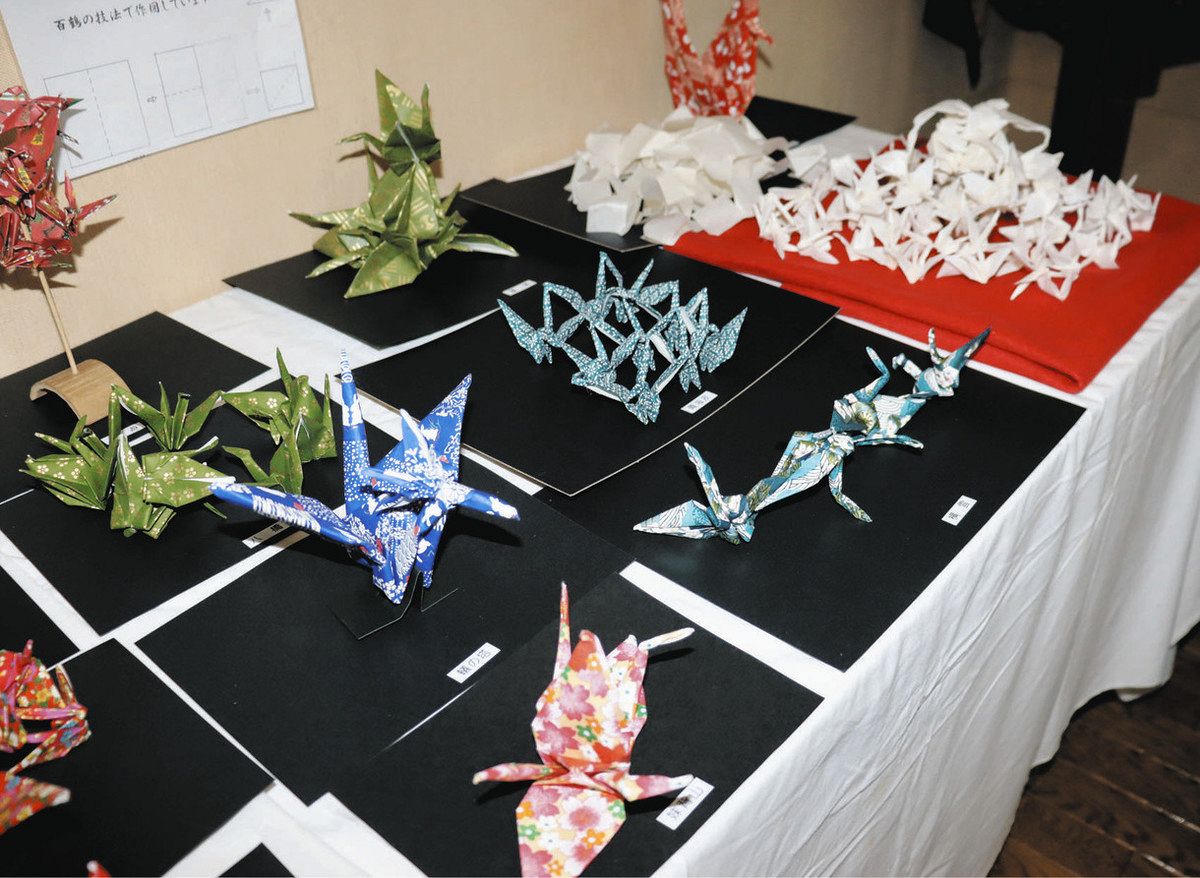 桑名の千羽鶴」技を広め次世代へ 津・一身田寺内町の館で展示：中日新聞Web
