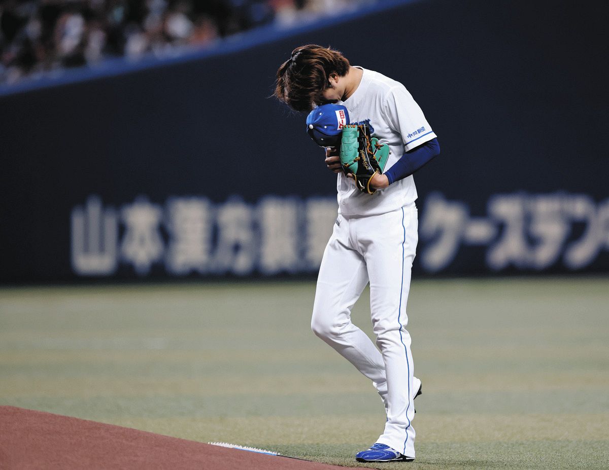 中日ドラゴンズ #19 高橋宏斗 選手 2024年昇竜ユニホーム第二弾 中日ドラゴンズ #19 高橋宏斗 選手 2024年昇竜ユニホーム第二弾 野球