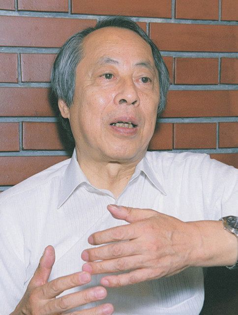 研究者らはメガネとテープを使って「意識不明」の被害者のiPhoneのFace IDをバイパスする方法を実証した