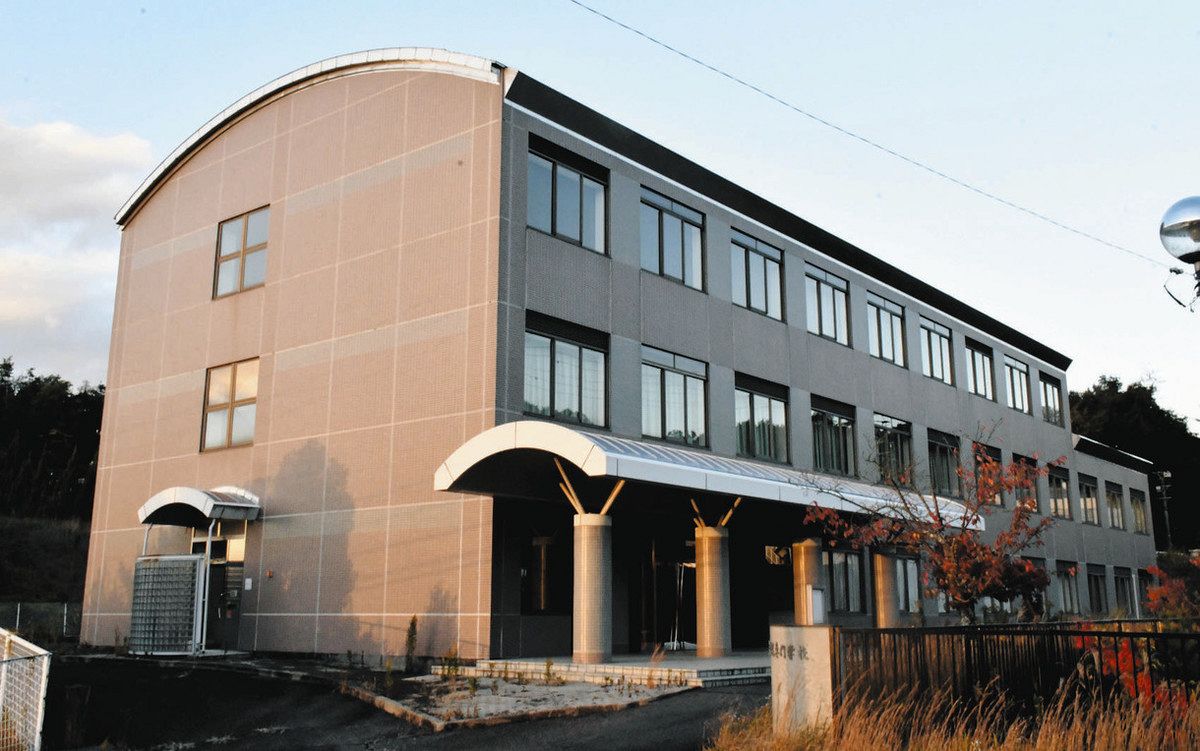 日本語学校が入る予定の建物＝土岐市土岐津町で
