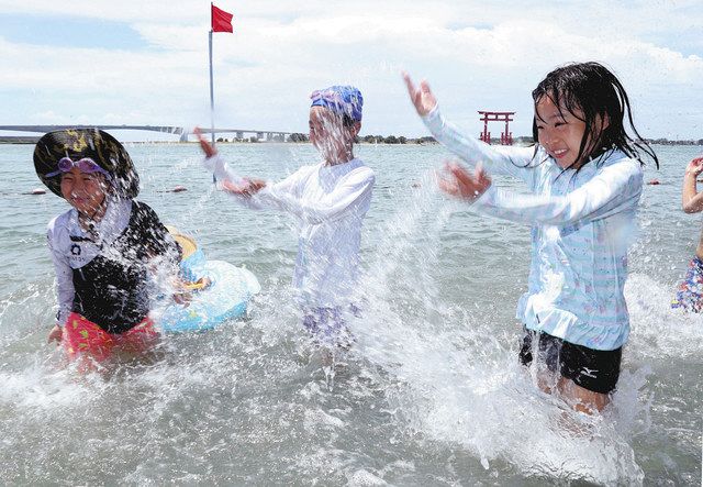 ２年ぶり 涼求めて 弁天島海浜公園で海開き 中日新聞しずおかweb