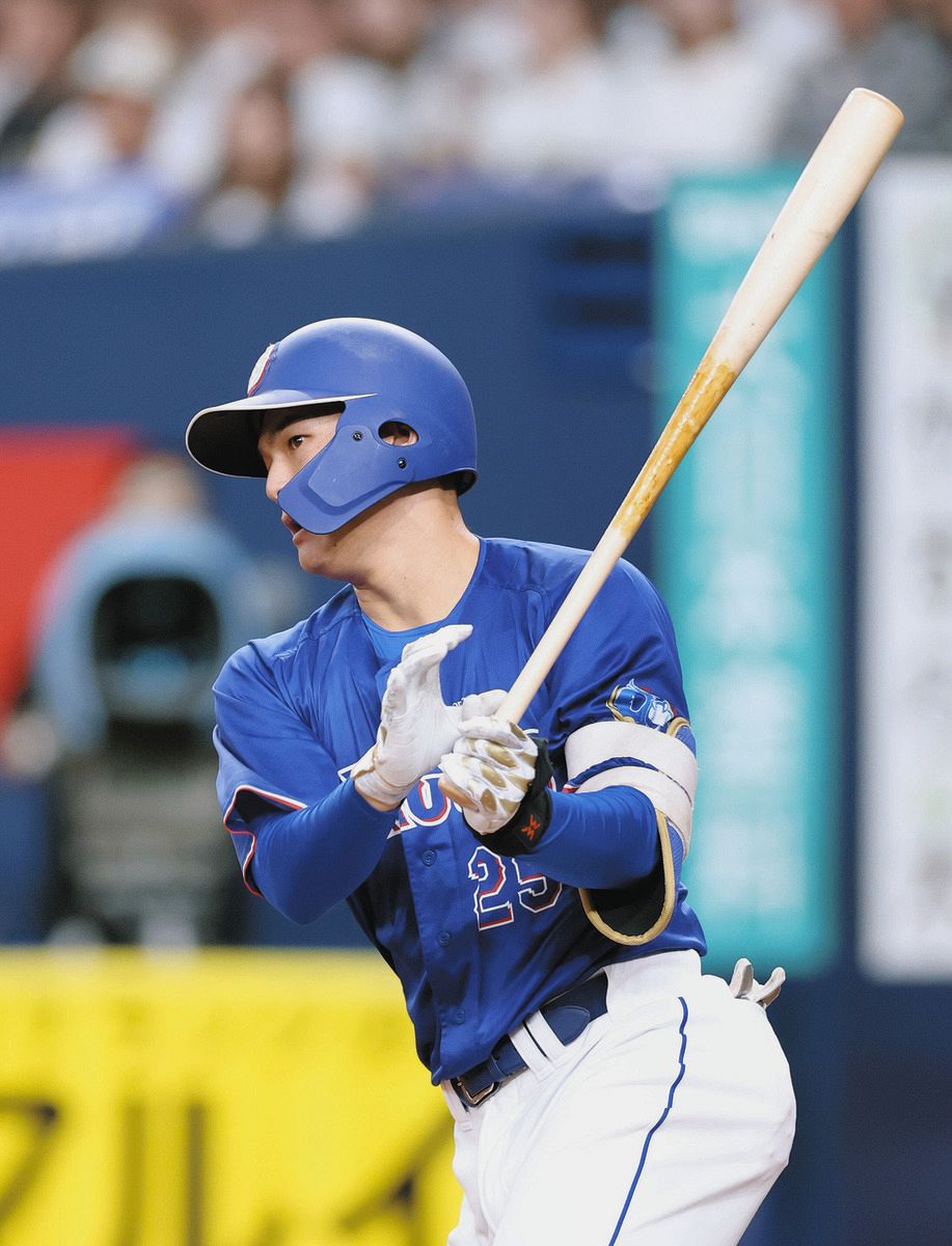 中日【石川昂弥選手】ゴールドステージ✨️ 値下げ可能◎ 中日、初回2点失うも即逆転！ 石川昂弥＆鵜飼航丞の下位打線コンビが
