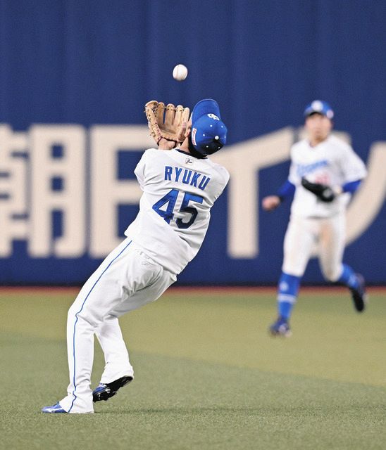 土田龍空　実使用バット 中日・土田龍空、バットで存在感を示す春 – BASEBALL KING