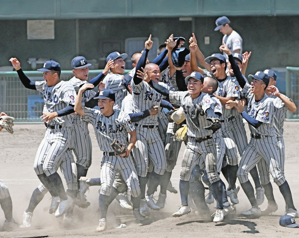 敦賀気比が3年ぶりの夏の甲子園 決勝で福井工大福井に勝利、高校野球