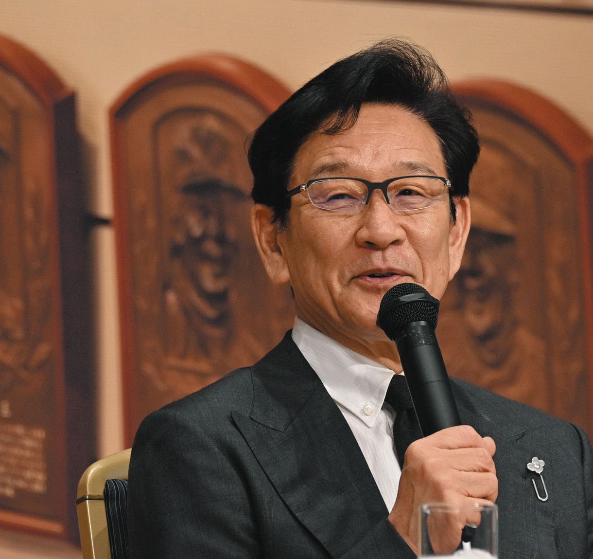 栗山英樹さん野球殿堂入り、大谷翔平を『二刀流』として育成、日本ハム