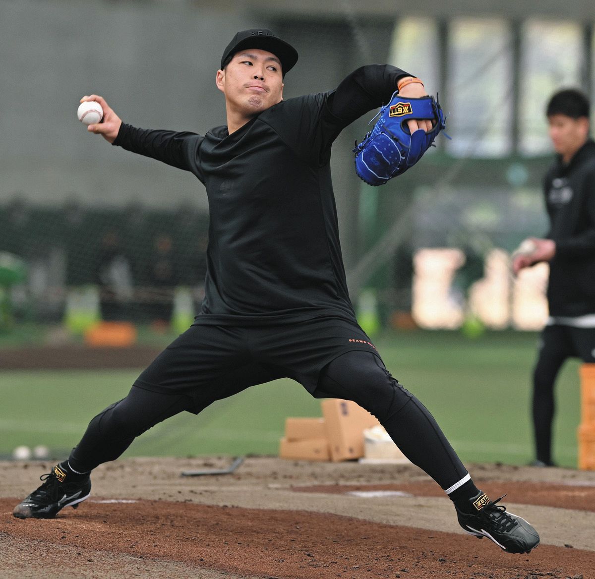 現役ドラフトで巨人加入の馬場皐輔がブルペン入り 新天地でのスタートに「少しずつ慣れていければ」:中日スポーツ・東京中日スポーツ