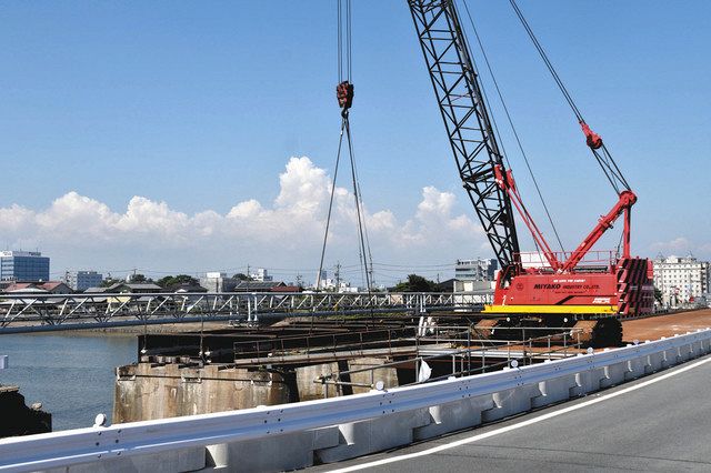 岩田川で津興橋の撤去始まる ２６年度完成予定：中日新聞Web