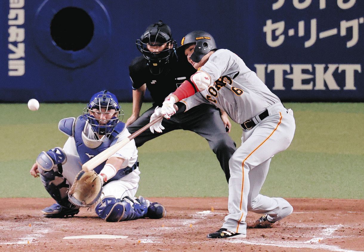巨人 坂本がプロ野球歴代7位タイ通算175度目の猛打賞 409二塁打は歴代10位タイ 巨人では王 長嶋に次ぐ単独3位浮上 中日スポーツ 東京中日スポーツ 巨人 坂本がプロ野球歴代7位タイ通算175度目の猛打賞 409二塁打は歴代10位タイ 巨人では王 長嶋に次ぐ単独3位浮上 中日スポーツ 東京中日スポーツ