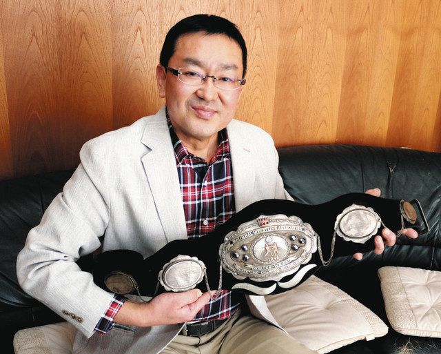 国内屈指のプロレスグッズ収集、東海市の蟹江さん 「宝物展」皆勤出展