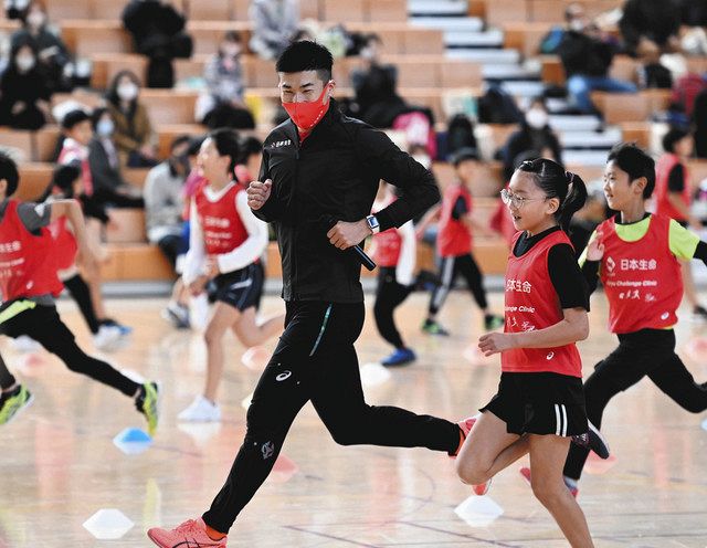 ９秒台の走り 児童に 陸上 桐生選手 金沢でかけっこ教室 北陸中日新聞web