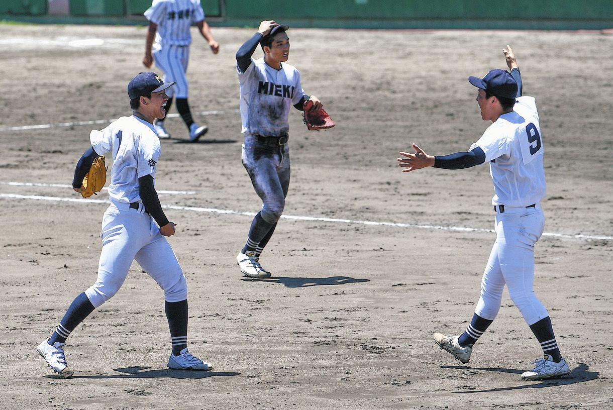 上山ー谷のリレーで三重が津田学園に勝利 4強決めた 高校野球三重大会 中日スポーツ 東京中日スポーツ