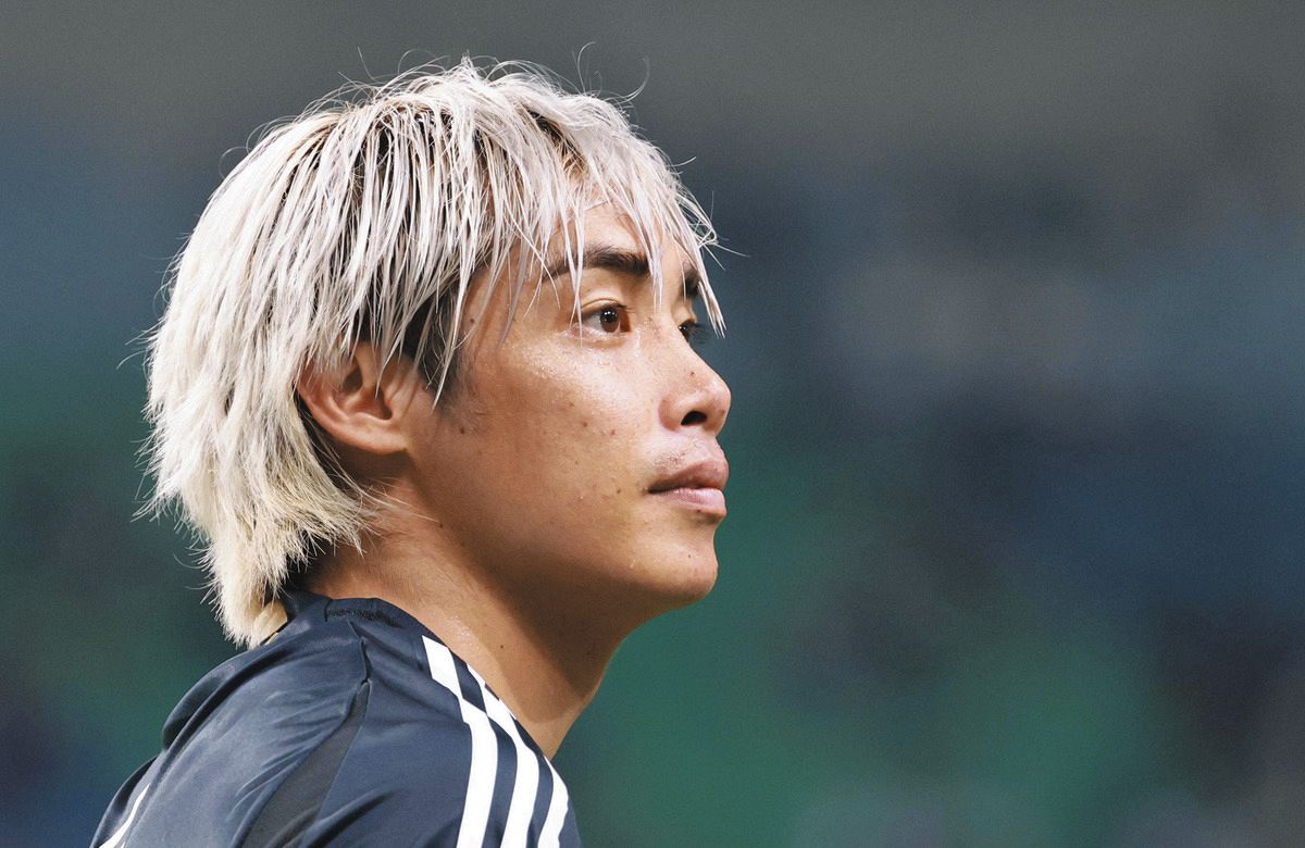 伊東純也、「ありがとうございますと、自然と出た」 復帰のスピード