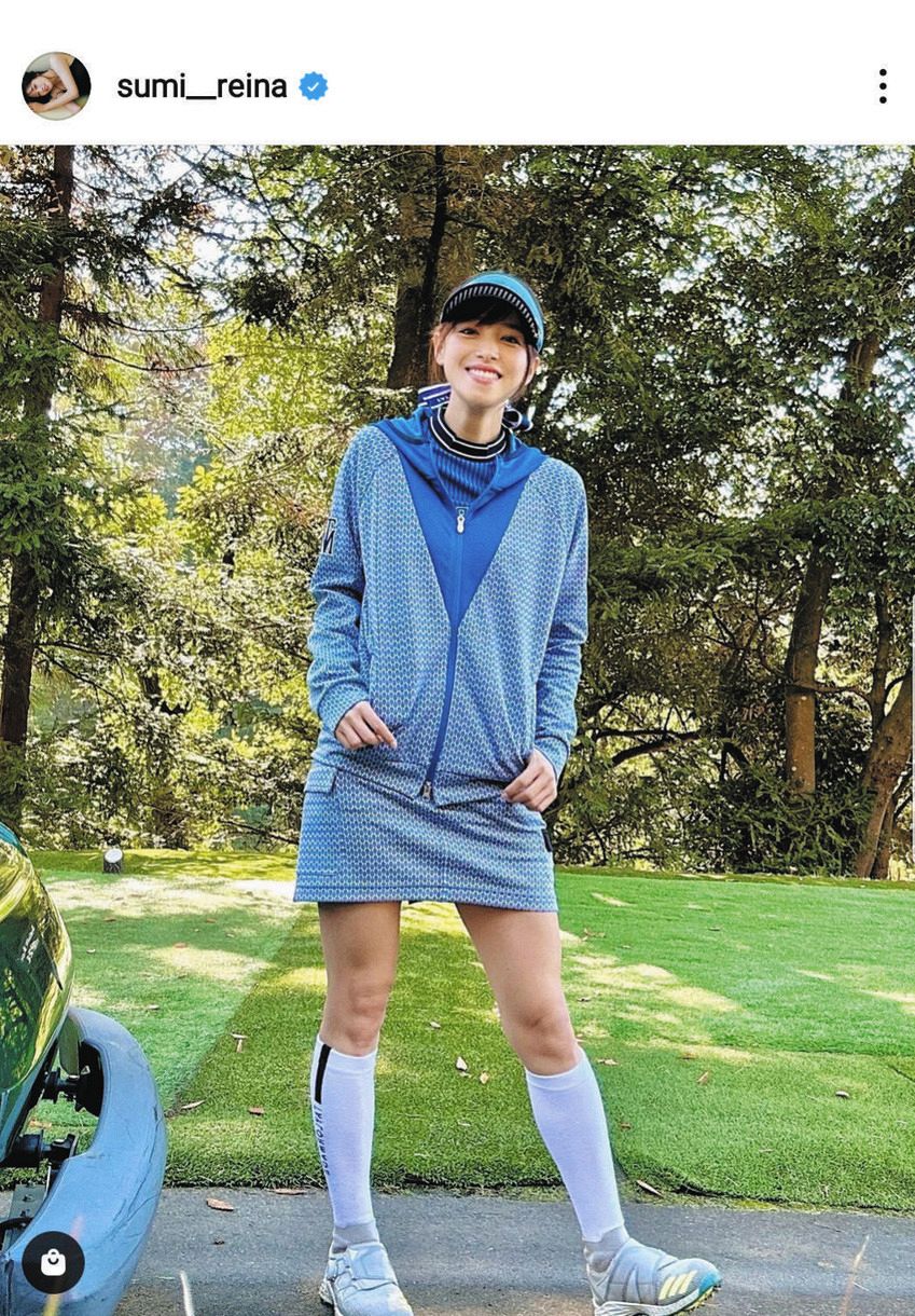 写真】鷲見玲奈、ミニスカコーデ：中日スポーツ・東京中日スポーツ