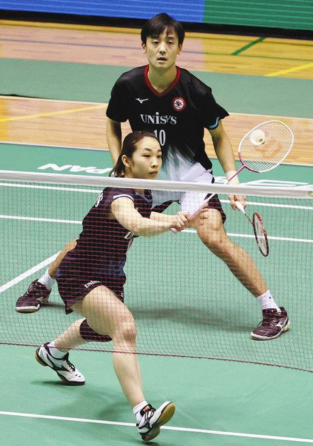 松友 代表入りへ前進 バドミントン全日本総合選手権 中日新聞web 松友 代表入りへ前進 バドミントン全日本総合選手権 中日新聞web