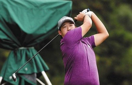 男子ゴルフ 大槻智春ニヤリ 無欲のパットが次々と決まり自己最少10アンダーで首位発進 中日スポーツ 東京中日スポーツ 男子ゴルフ 大槻智春ニヤリ 無欲のパットが次々と決まり自己最少10アンダーで首位発進 中日スポーツ 東京中日スポーツ