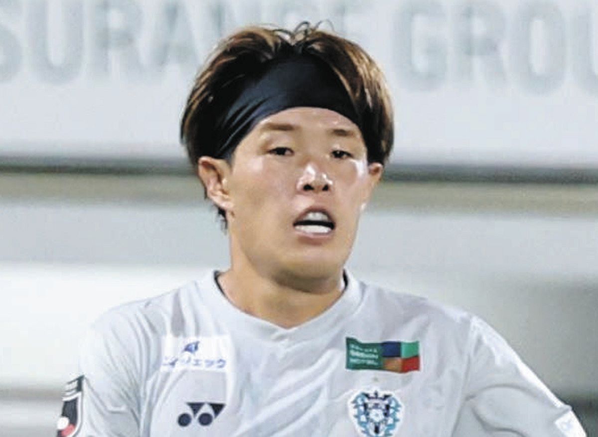 サッカー日本代表、センターバックで5人目…福岡・安藤智哉、けがのため