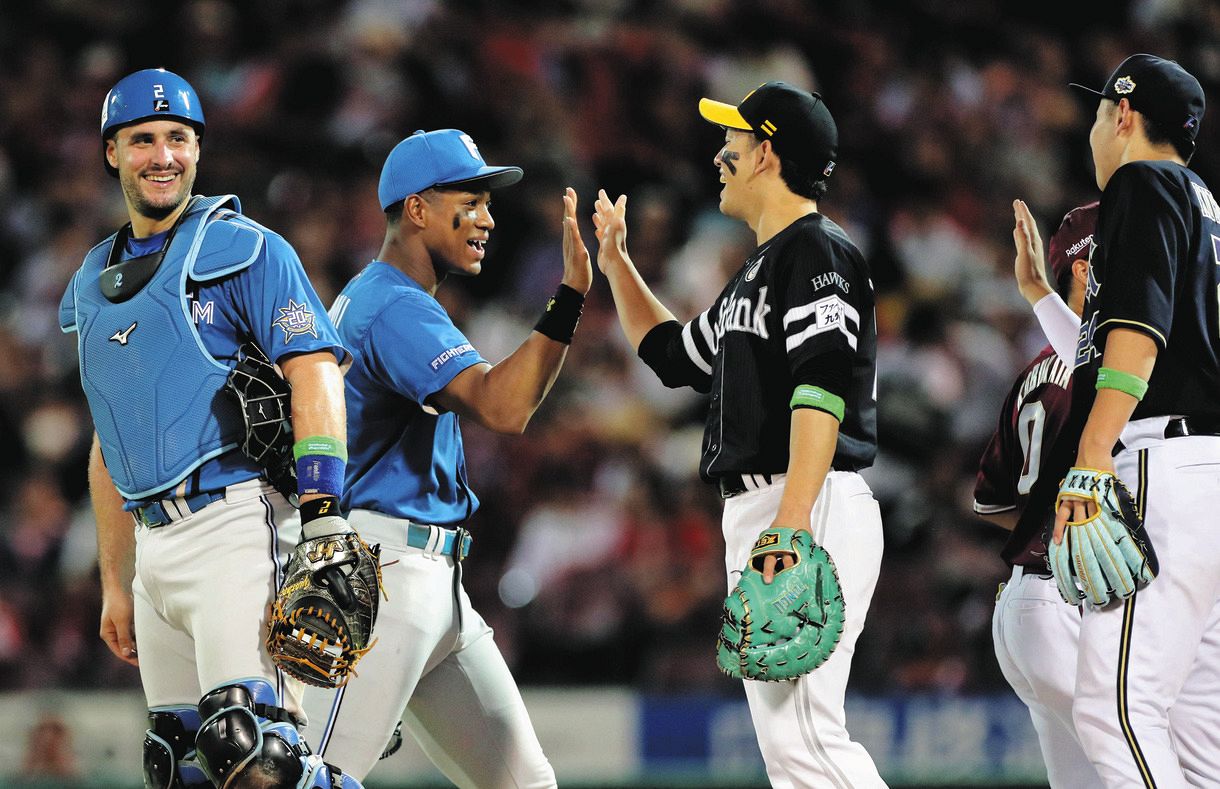 MVPに輝いた万波中正「最高で～す」大会前からMVP「取るつもりで満々で