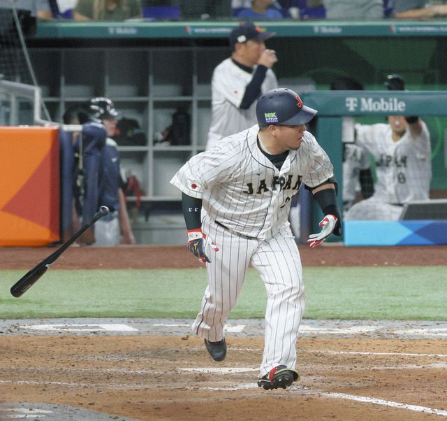 WBC準決勝】「これぞチームワーク」山川穂高、ロッカールームに