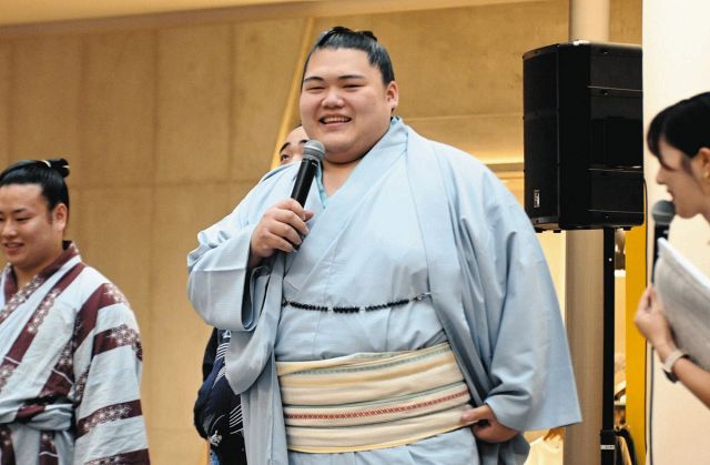 好きな名古屋メシはうなぎ「8回くらい食べた」王鵬が名古屋場所をＰＲ