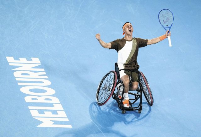 テニス全豪オープン、小田凱人が2年ぶり優勝　車いすの部男子シングルス