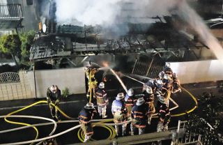 愛知県瀬戸市の木造住宅が全焼　1人暮らしの高齢男性と連絡取れず