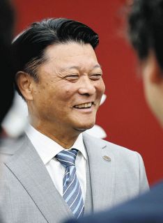 巨人・橋上監督代行、「今後のこと話していない」オーナー報告後に対応　他球団からの接触「来てない」、自身の希望も「まとまってない」