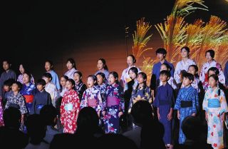 茶華道や合唱など16団体が多治見で熱演や展示　東美濃文化芸術大祭