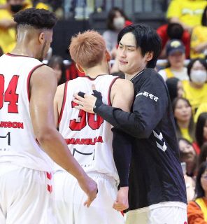 宇都宮に２連勝し今村佳太を迎える中東泰斗（右）