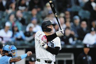 【今回限り】本物の本塁打王！MLB通算755本 ハンク.アーロン・直筆サイン色紙 ハンク・アーロンさん死去 メジャー通算755本塁打 NPB記録持つ王貞治